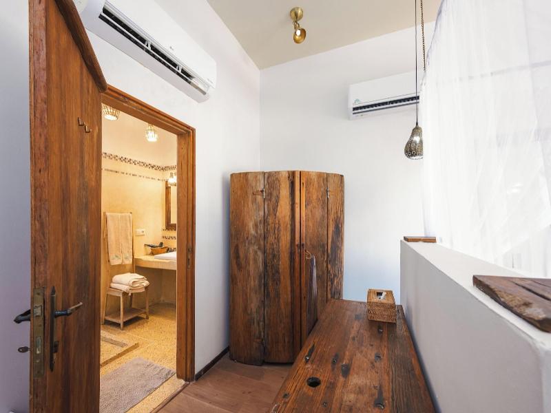Clove Island Villas&Spa image