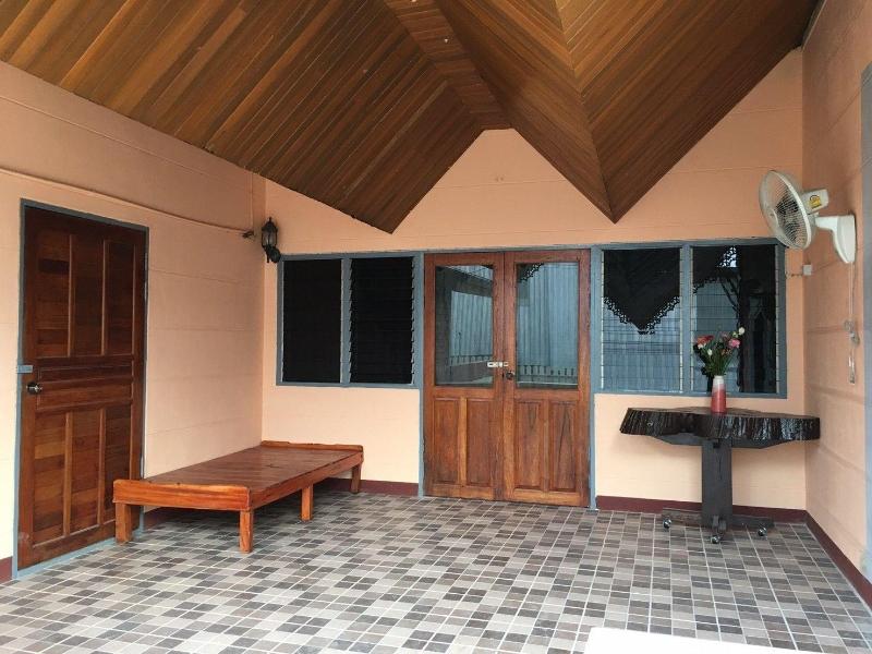 Muangchaem House image