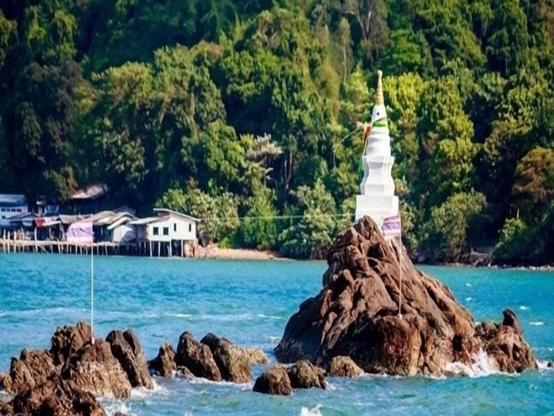 Baanpoonana image