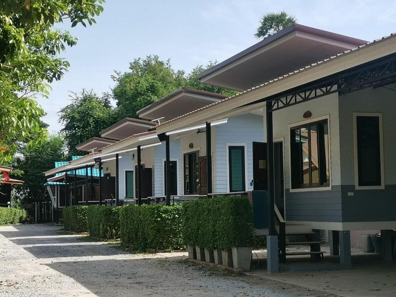 Numhom Resort image