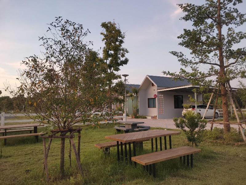 Numhom Resort image