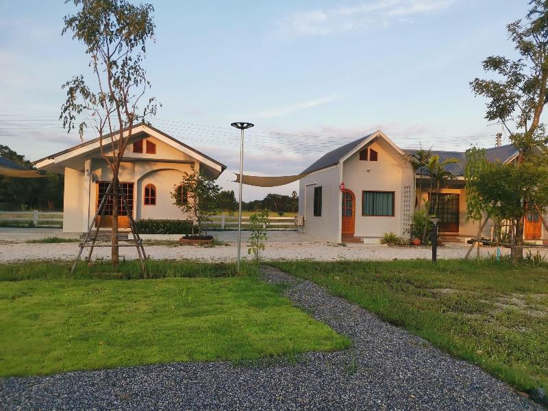 Numhom Resort image