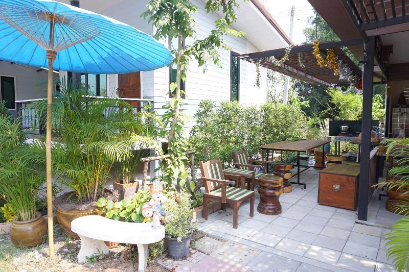 Numhom Resort image