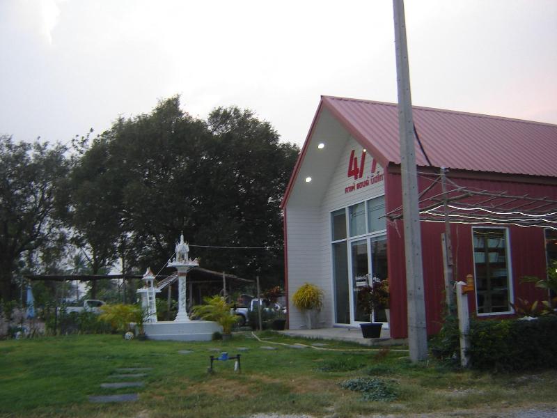 Numhom Resort image 1