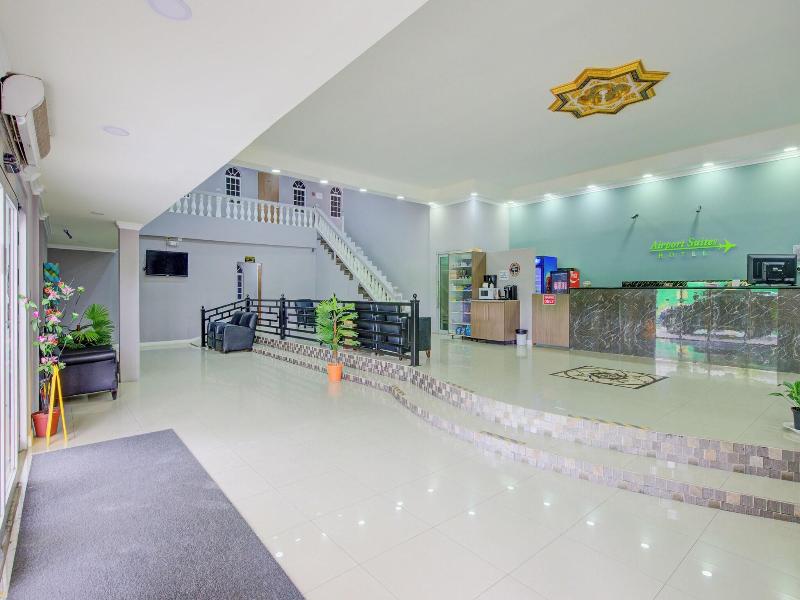 Airport Suites Hotel image