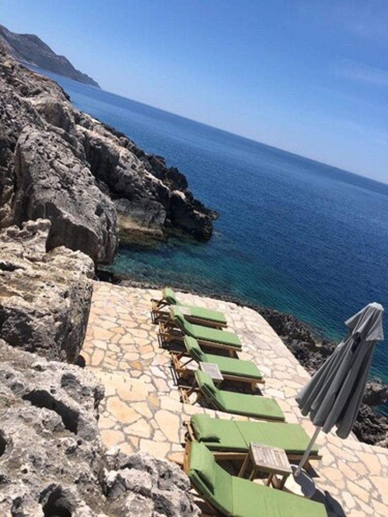 Mandalina Luxury Suites image