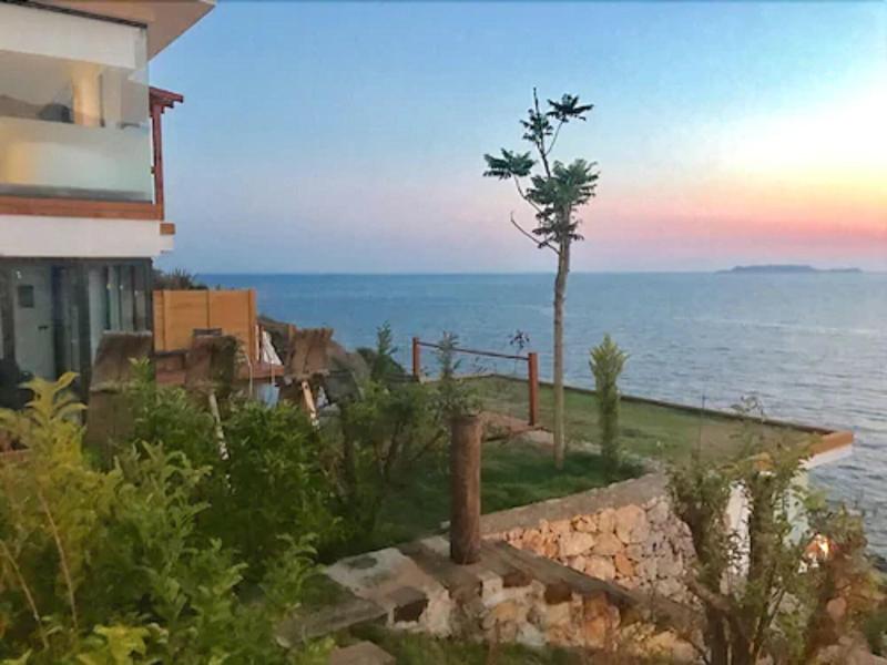 Mandalina Luxury Suites image