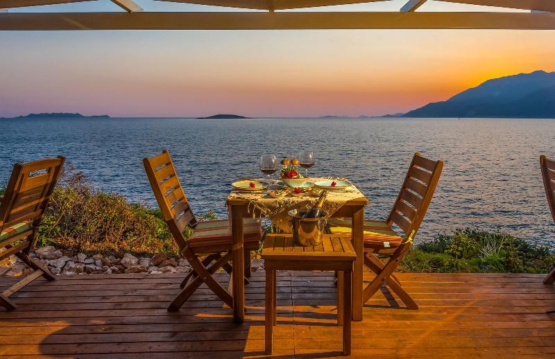 Mandalina Luxury Suites image