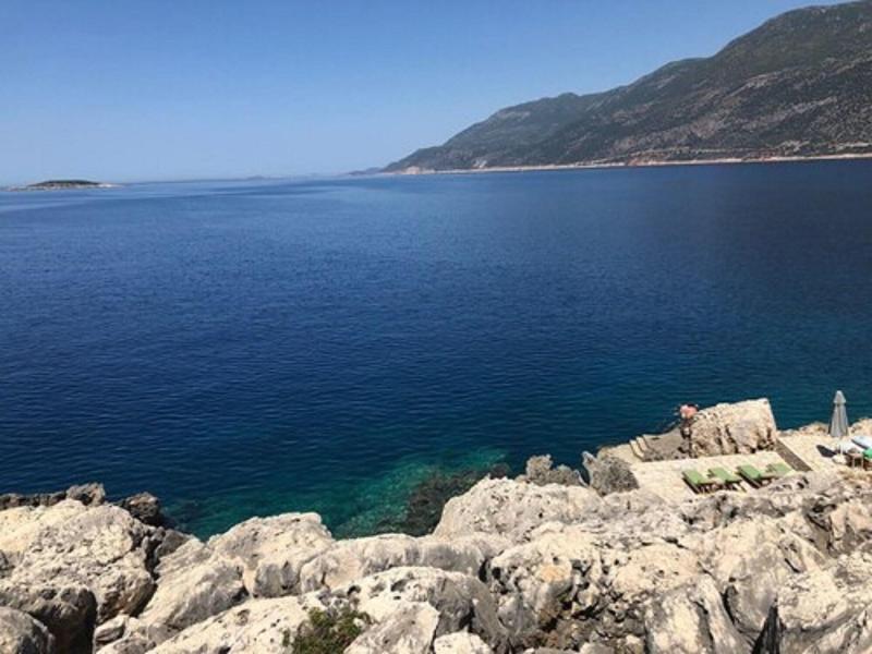 Mandalina Luxury Suites image