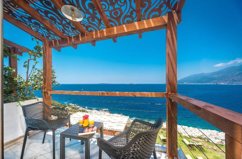 Mandalina Luxury Suites image