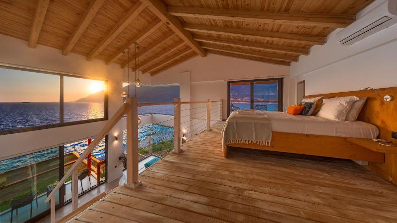 Mandalina Luxury Suites image