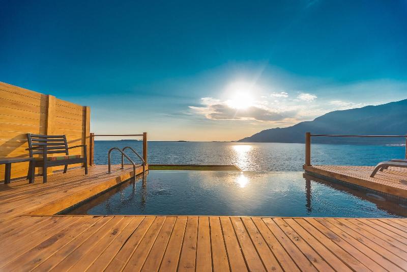 Mandalina Luxury Suites image