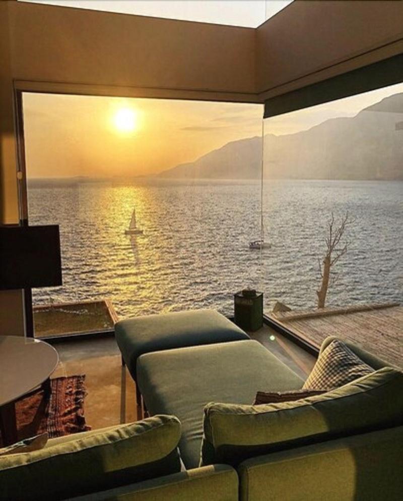 Mandalina Luxury Suites image