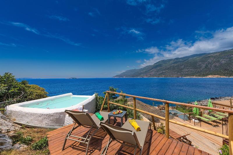 Mandalina Luxury Suites image