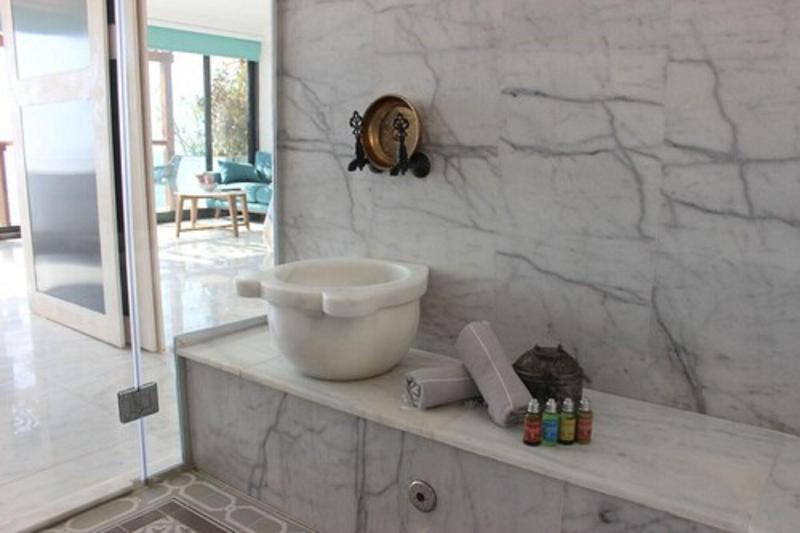 Mandalina Luxury Suites image