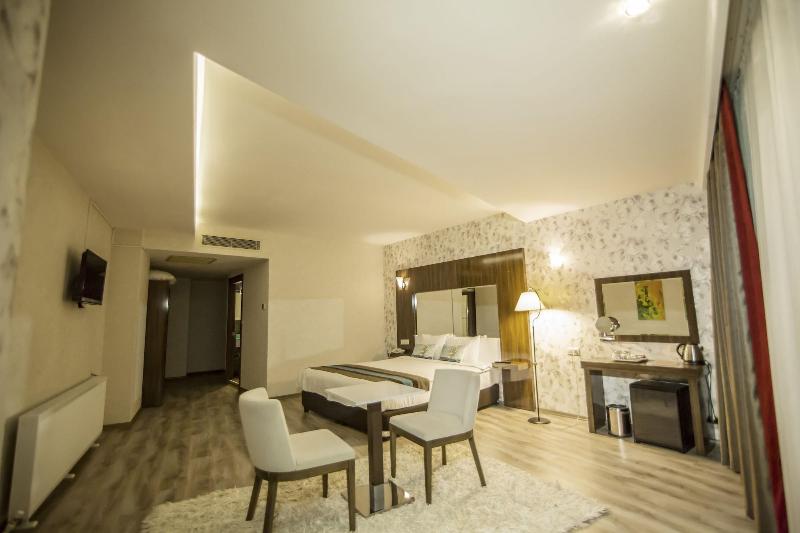Yucel Hotel image
