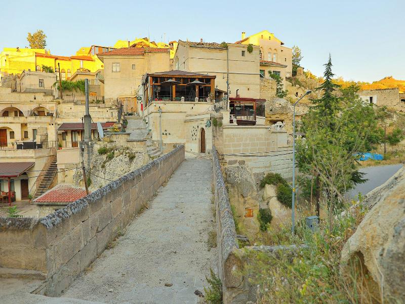 Demisos Caves The Hotel