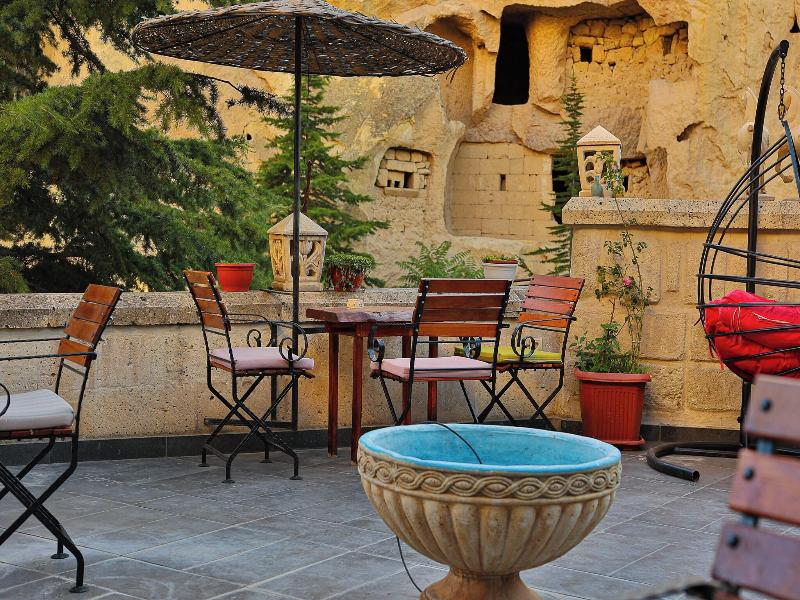 Demisos Caves The Hotel