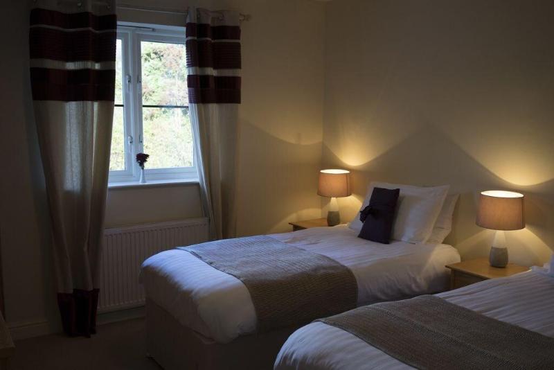Roast Ox Inn image