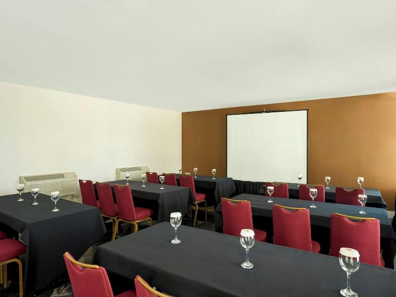 Marriott Maracay Golf Resort image