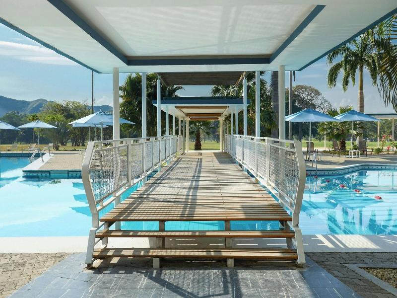 Marriott Maracay Golf Resort image