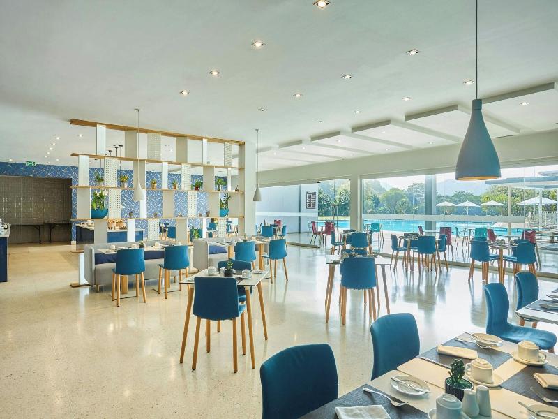 Marriott Maracay Golf Resort image