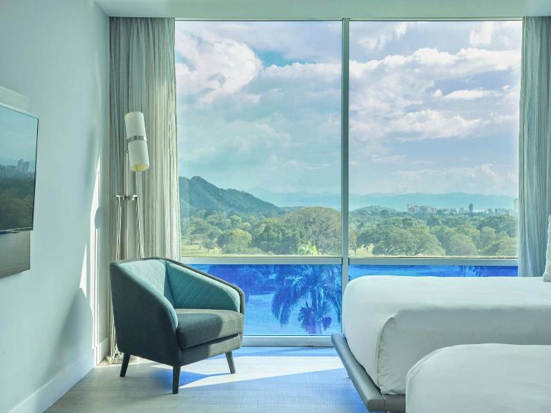 Marriott Maracay Golf Resort image