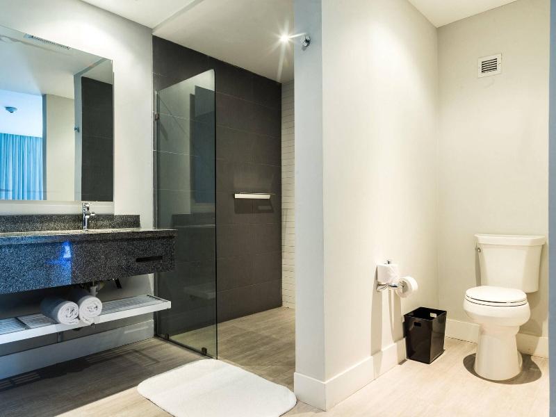 Marriott Maracay Golf Resort image