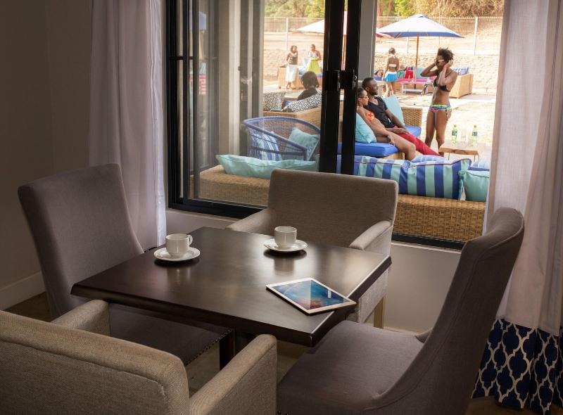 The Urban Hotel image