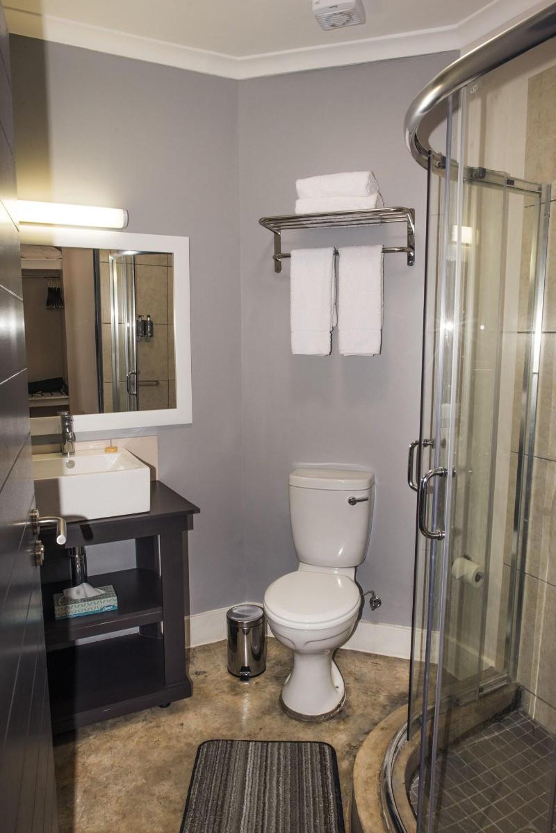 The Urban Hotel image