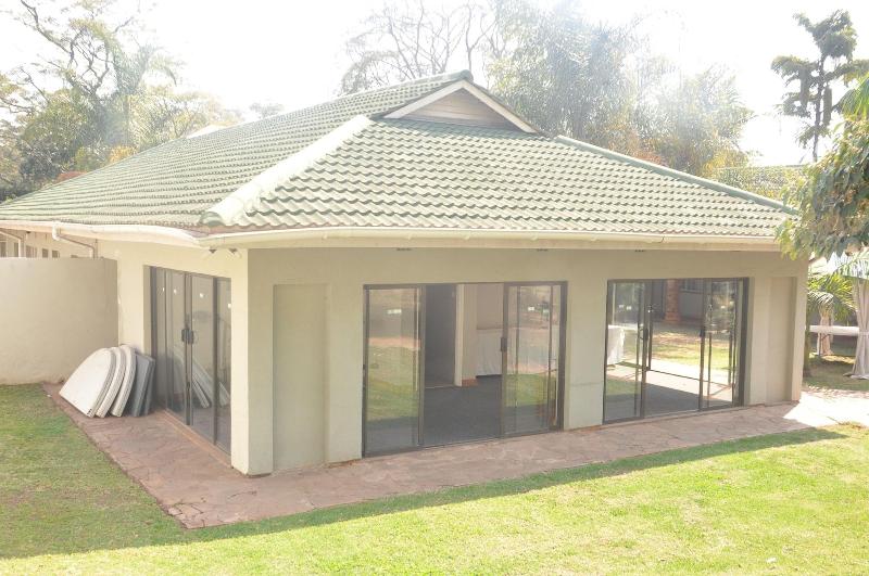 Coghlan Villa Guest House image