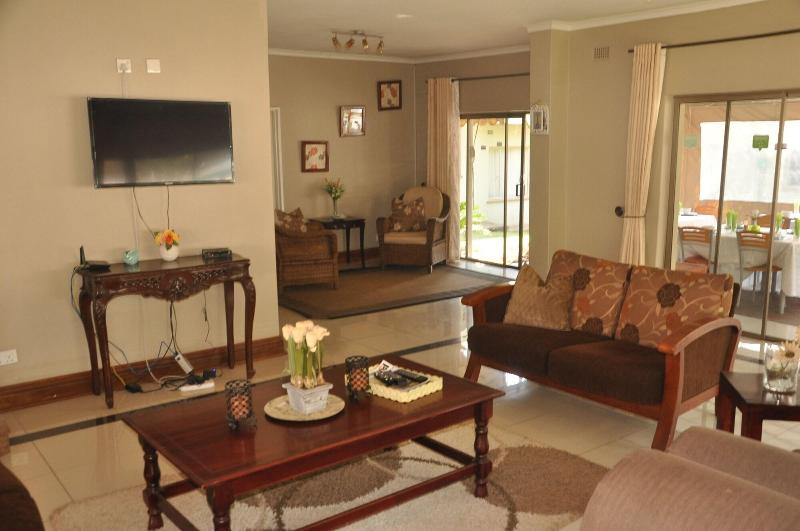Coghlan Villa Guest House image