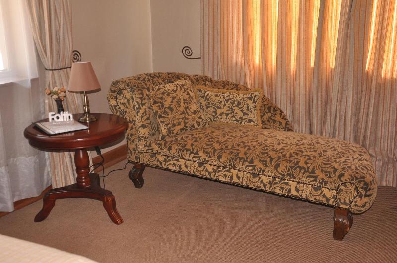 Coghlan Villa Guest House image