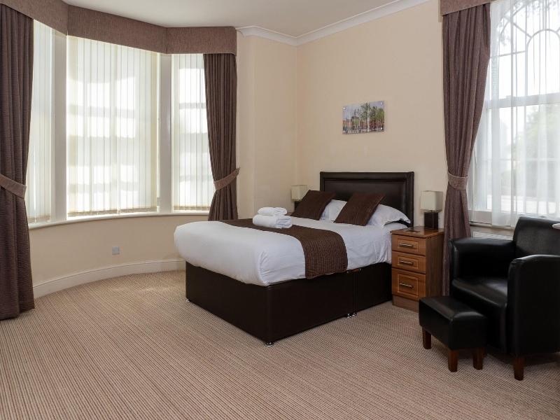 The Lawns Guest House image