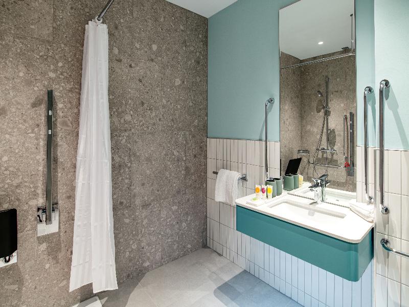 Hyatt Place London City East image