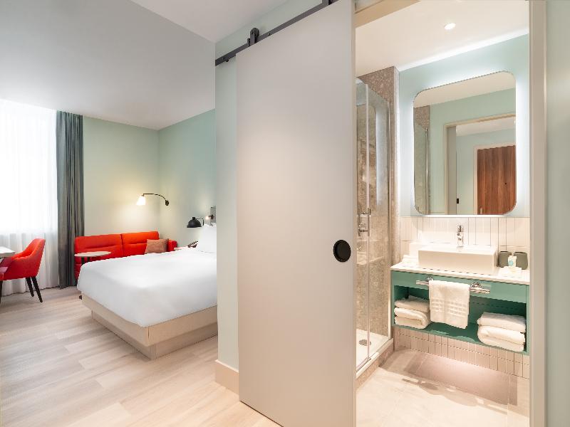 Hyatt Place London City East image