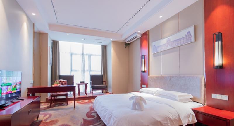 Arcadia Rong Yi Warmth Hotel