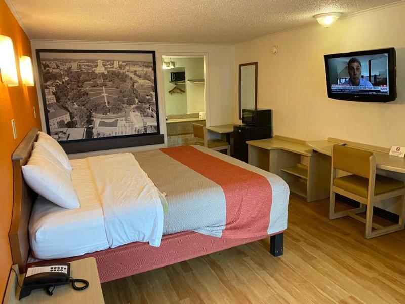 Fairbridge Inn Express London image