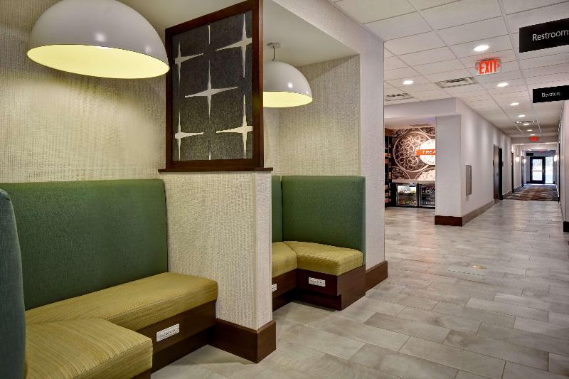 Hampton Inn By Hilton Pleasant View image