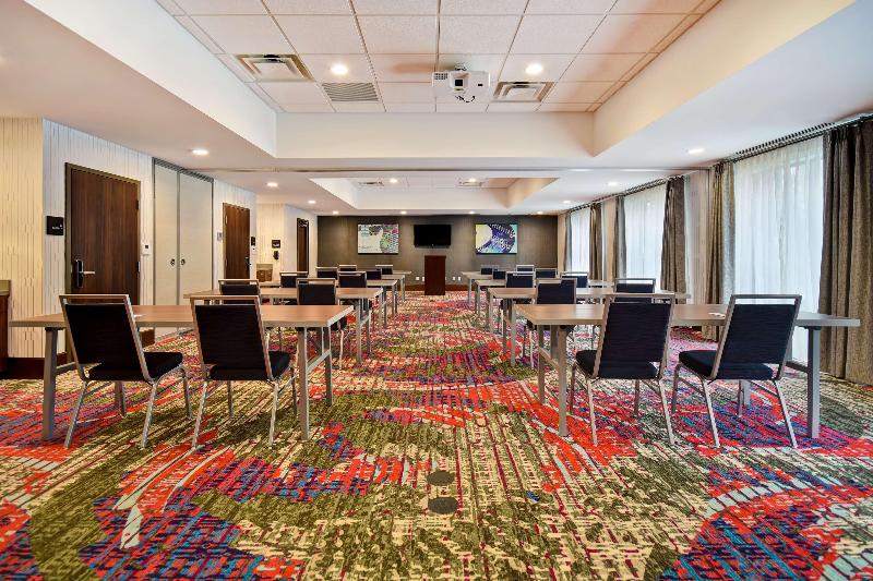 Hampton Inn By Hilton Pleasant View image