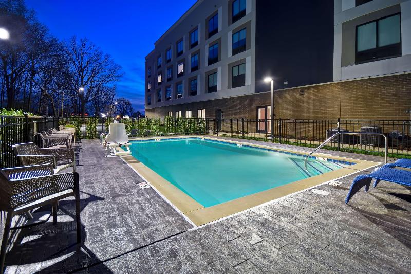 Hampton Inn By Hilton Pleasant View image
