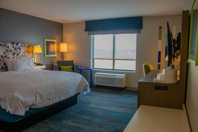 Hampton Inn By Hilton Wabash image