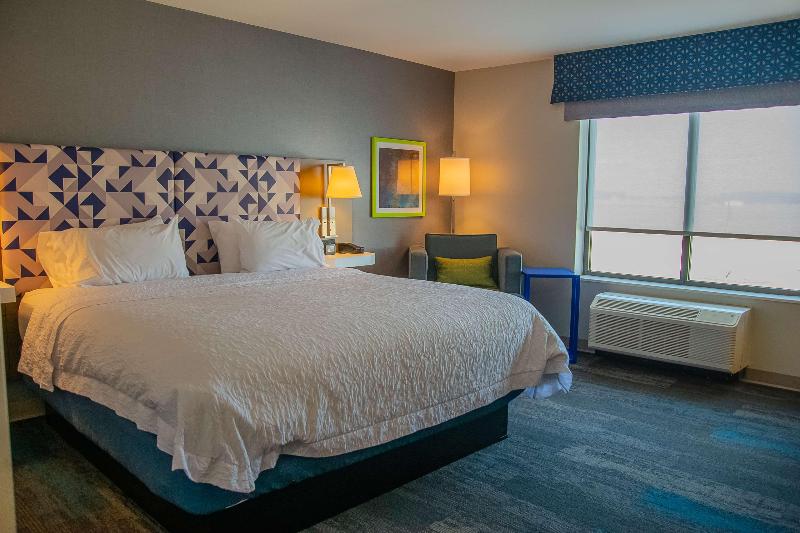 Hampton Inn By Hilton Wabash image