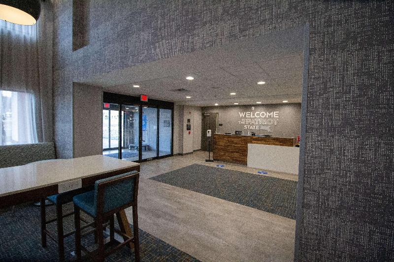 Hampton Inn & Suites By Hilton North Attleboro image