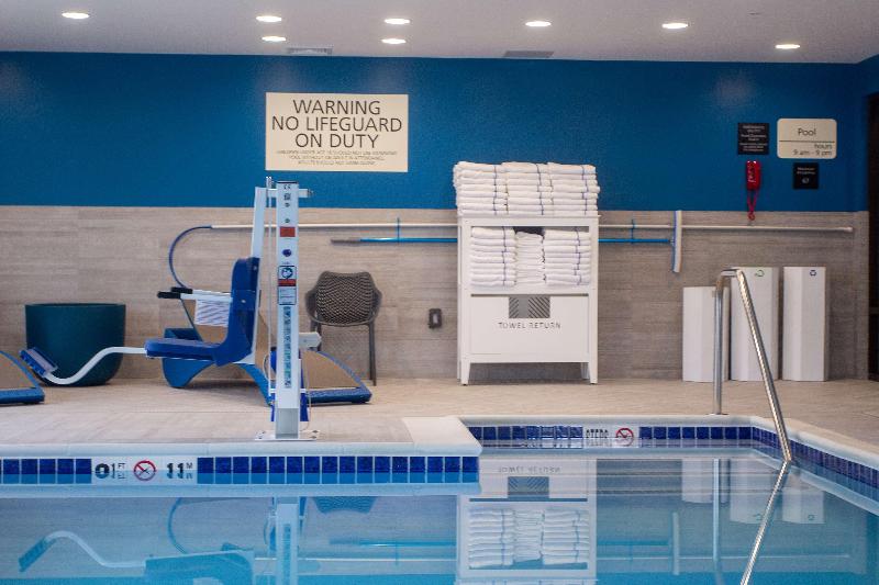 Hampton Inn & Suites By Hilton North Attleboro image