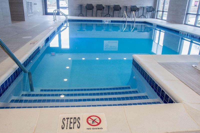 Hampton Inn & Suites By Hilton North Attleboro image