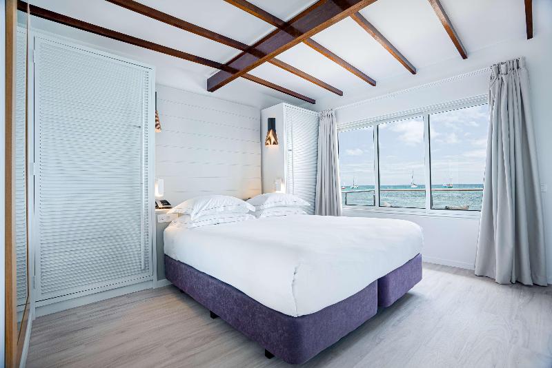 DoubleTree by Hilton Noumea Ilot Maitre Resort image
