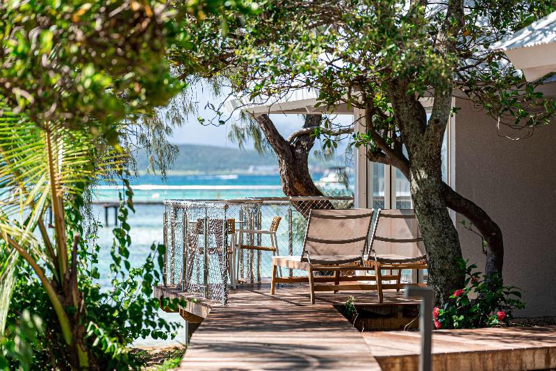 DoubleTree by Hilton Noumea Ilot Maitre Resort image
