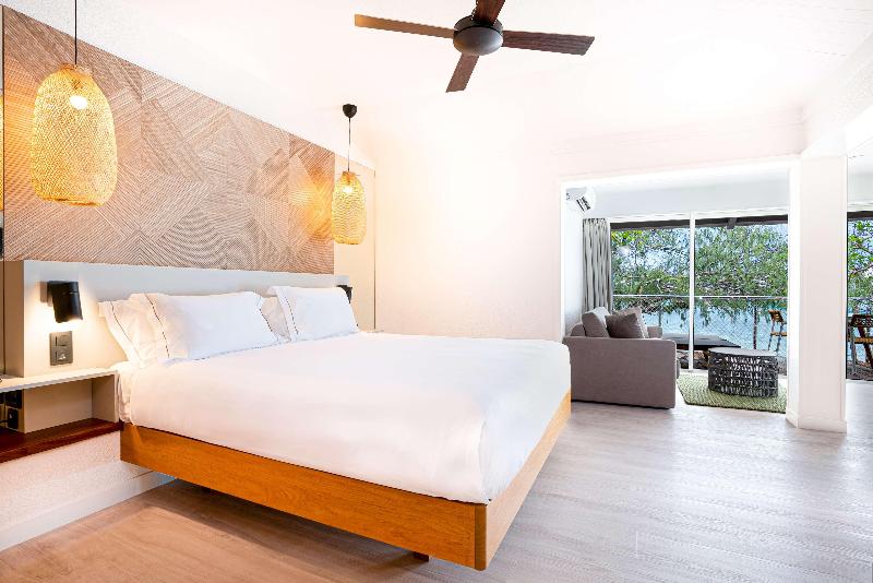DoubleTree by Hilton Noumea Ilot Maitre Resort image
