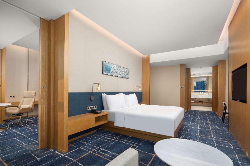 Hilton Garden Inn Zibo Zhangdian image